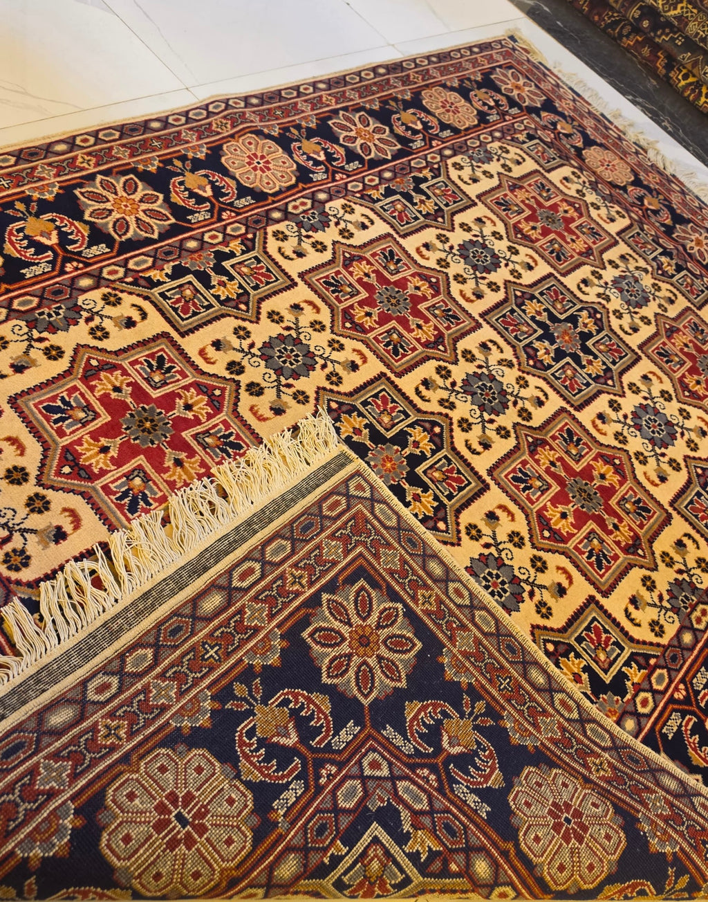 Handmade Turkoman Rug – Gold Rosette Medallion, Afghan Wool 5x7 (1.5m x 2m)