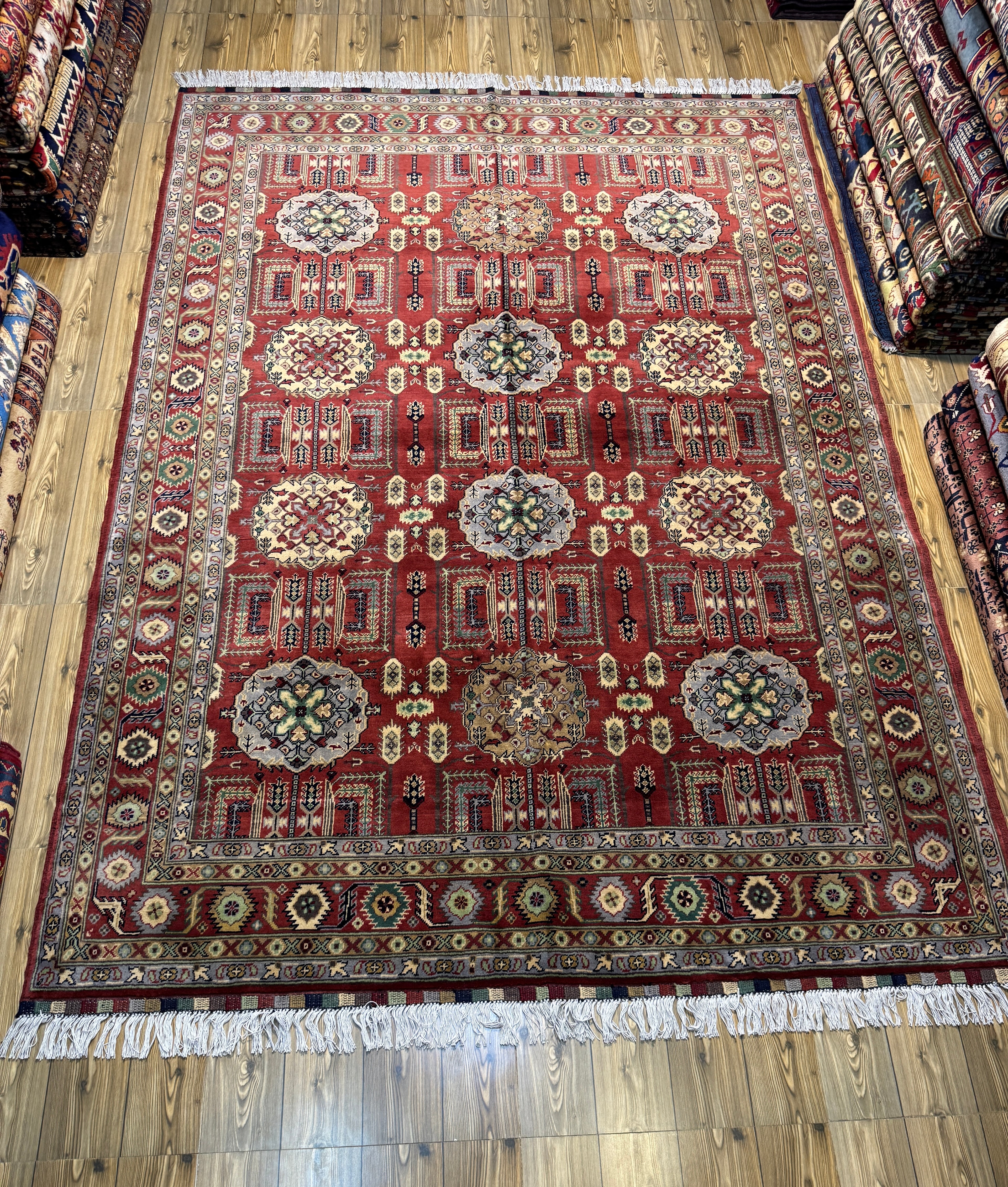 Kazak – Rust & Ivory Sunburst Medallion Grid