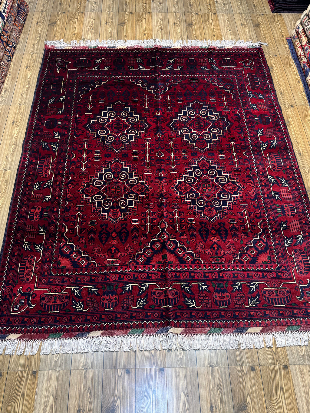 Baluch – Deep Red Hooked Diamond Medallion