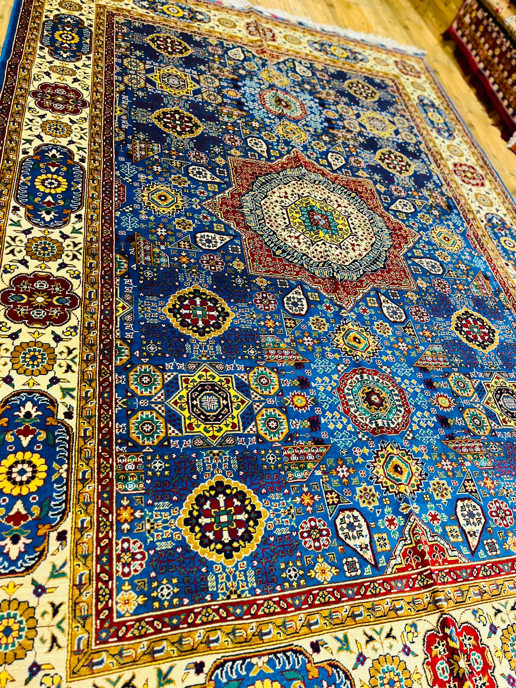 Handmade Afghan Mamluk Medallion Rug — Navy & Ivory, 7x10