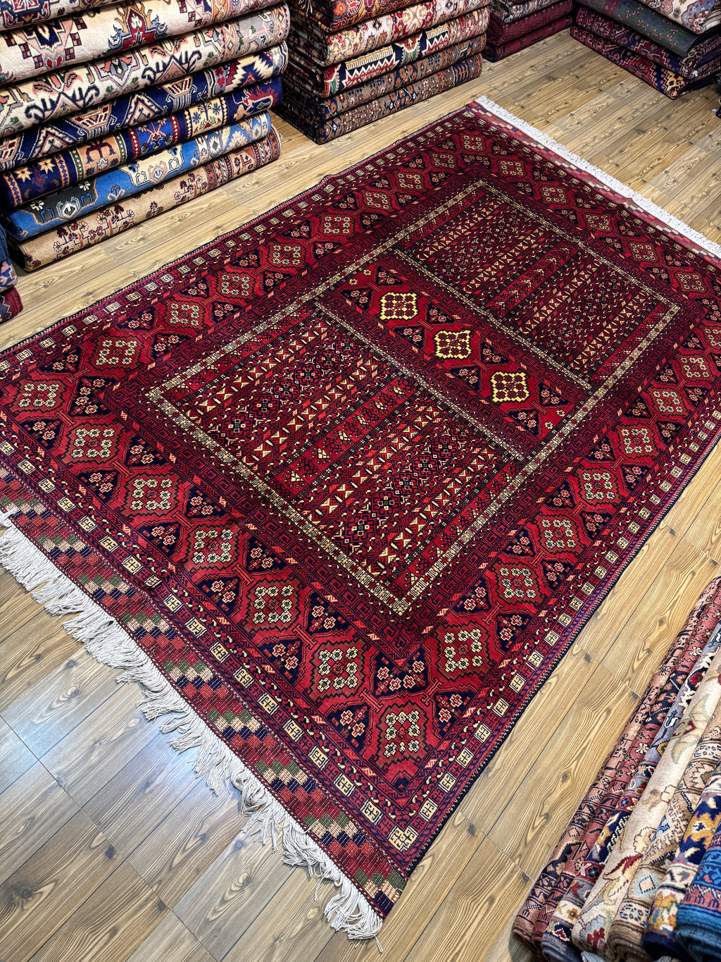 Ersari-Turkoman – Deep Red Paneled Gul Design