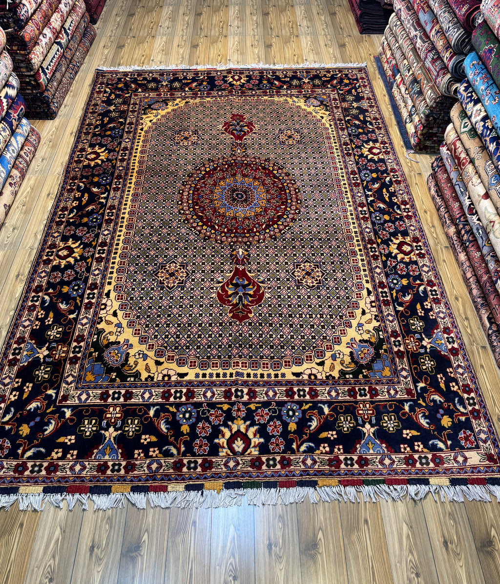 Qom-Style – Ivory & Navy Sunburst Medallion