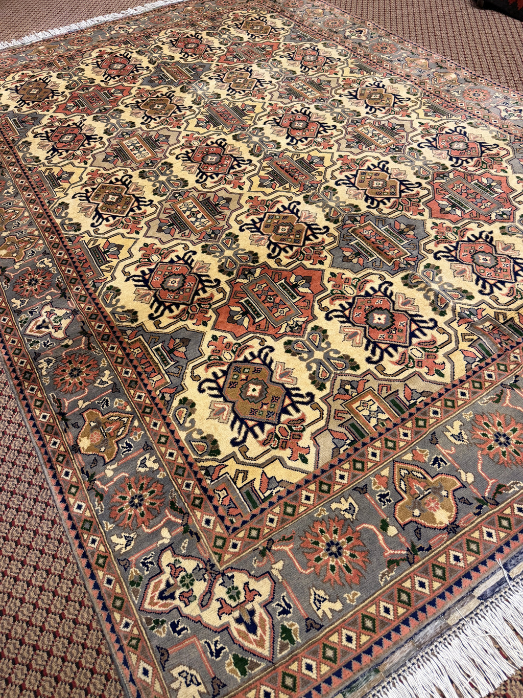 Kazak – Ivory & Terracotta Octagon Lattice