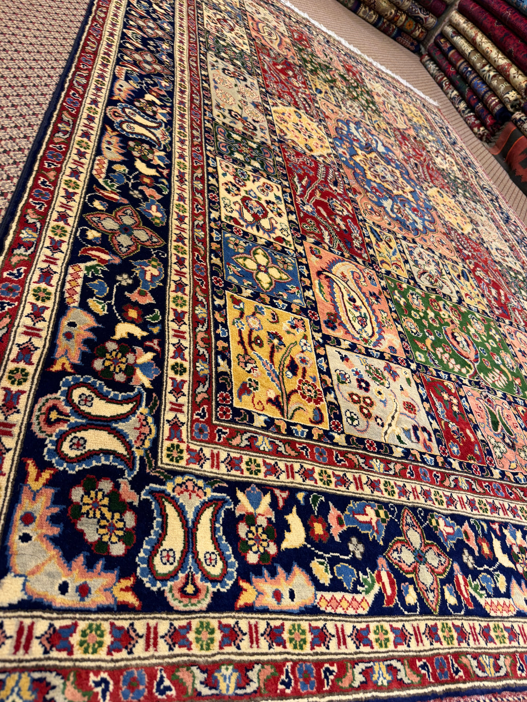 Bakhtiari – Multicolor Garden Panel