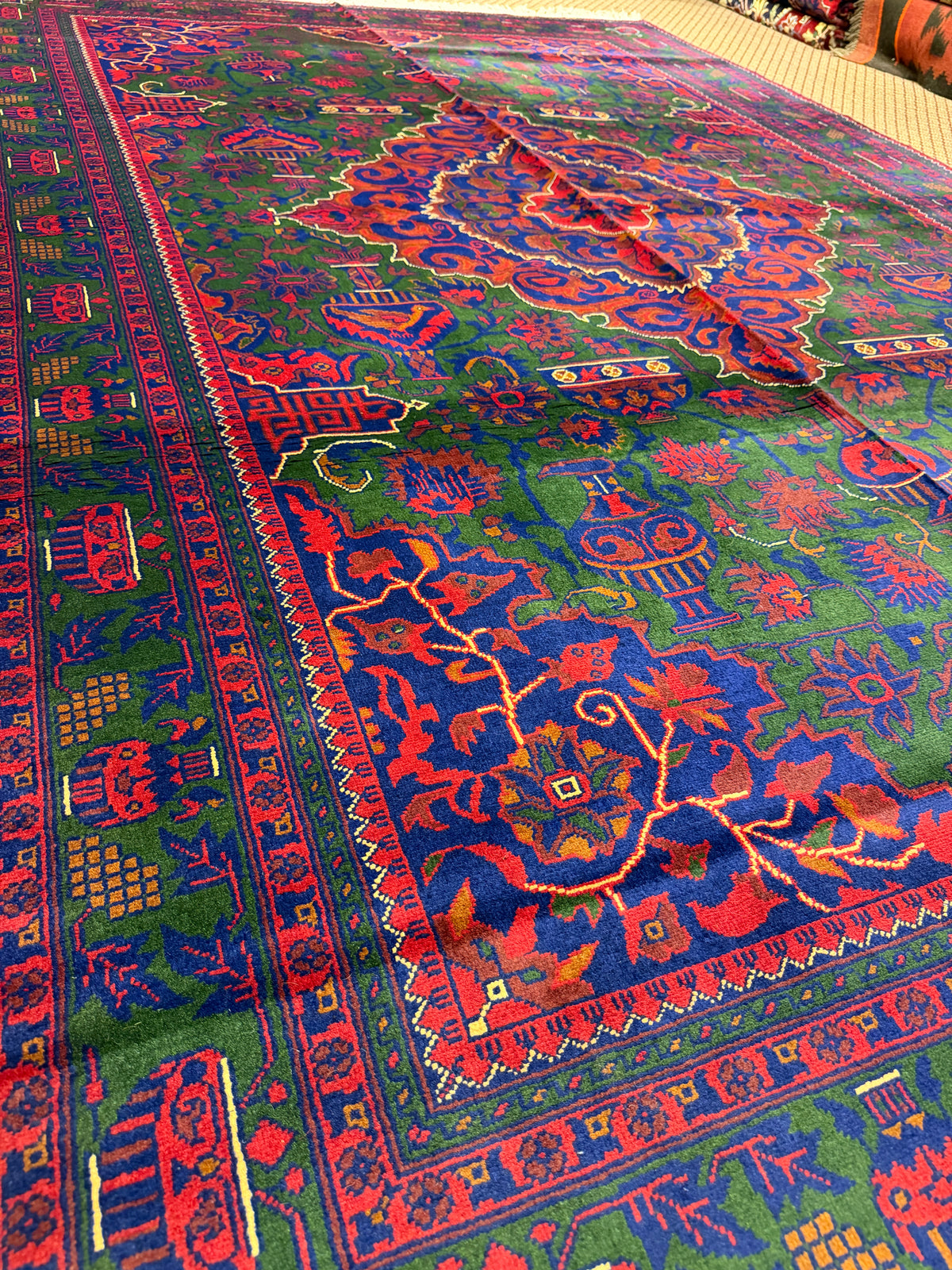 Bidjar – Emerald & Crimson Medallion