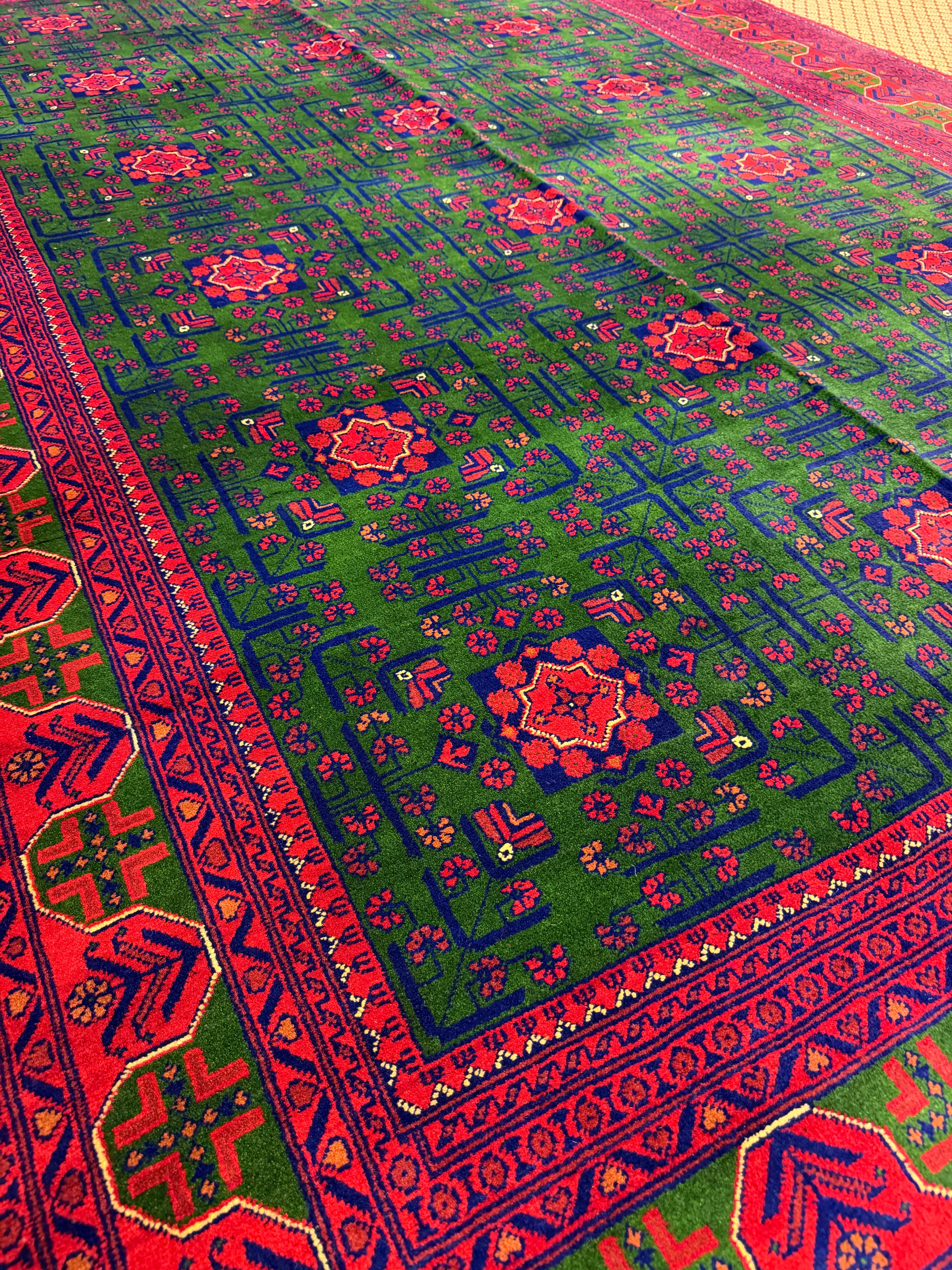 Khal Mohammadi – Emerald & Coral Medallion