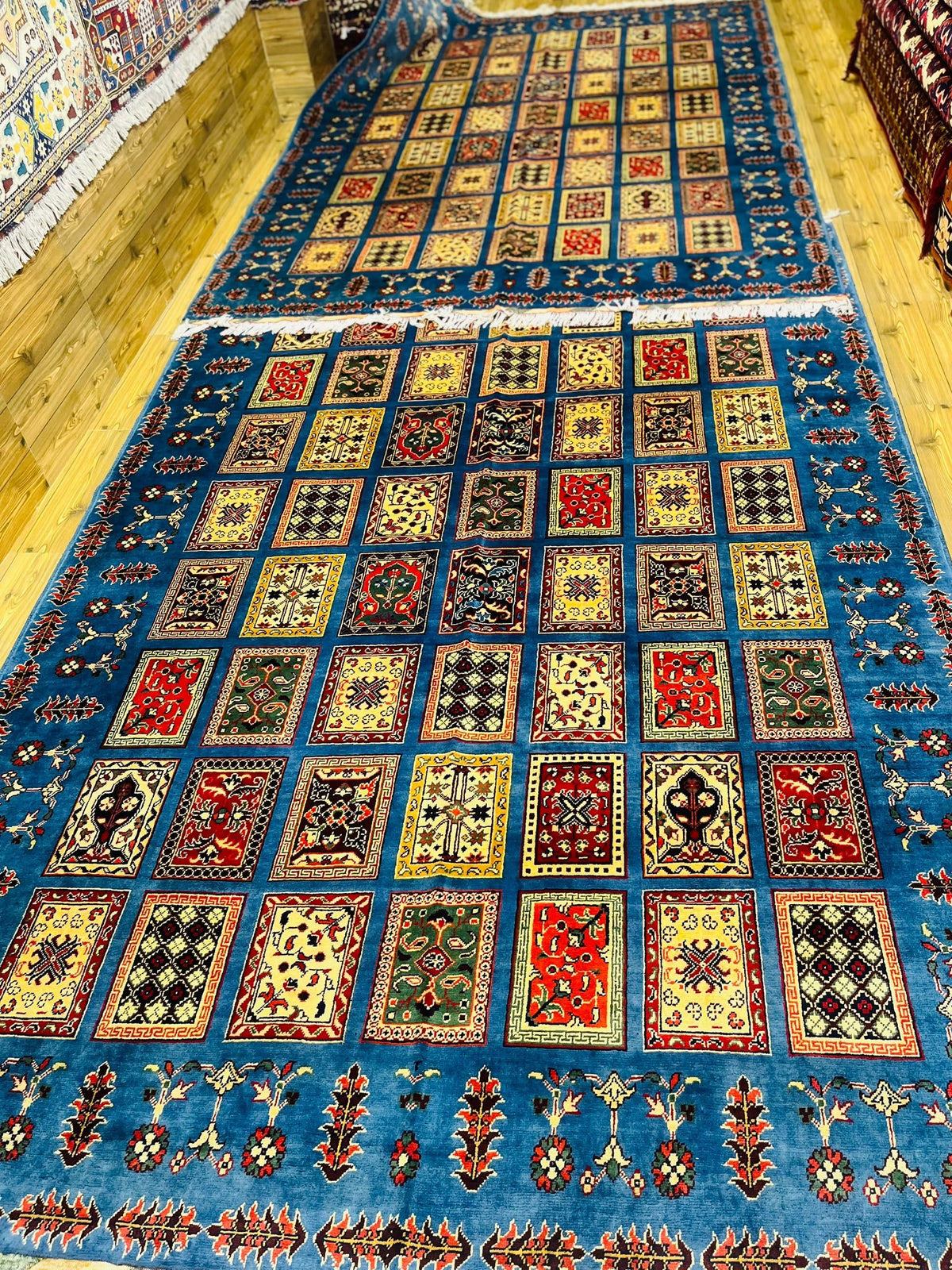 Handmade Afghan Ayna Gul Rug — Sky Blue & Cream