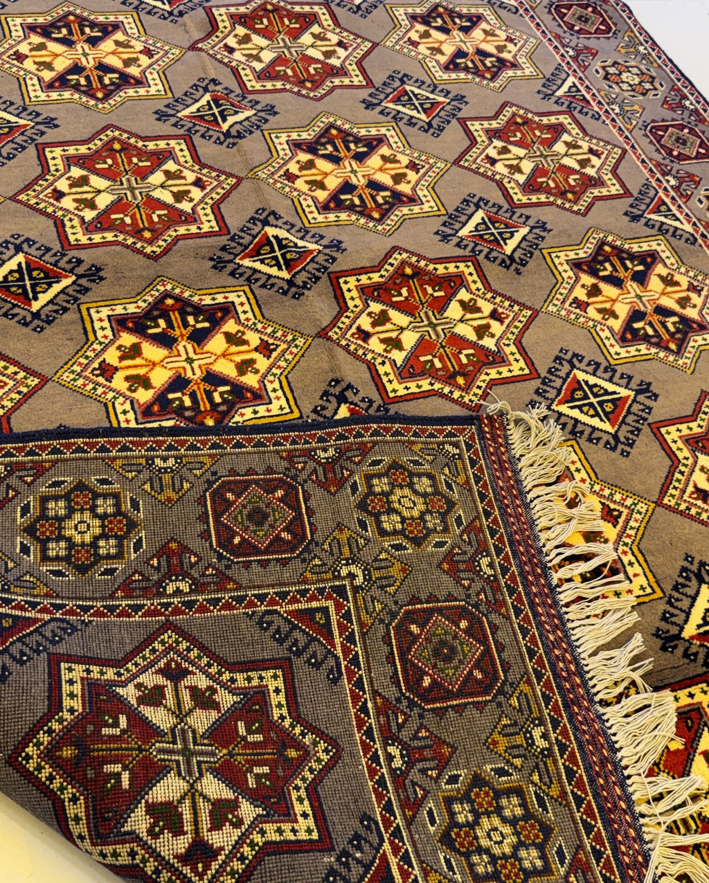 Handmade Bokhara Rug – Gray & Burgundy Star Medallion, - AL Safi Rug House
